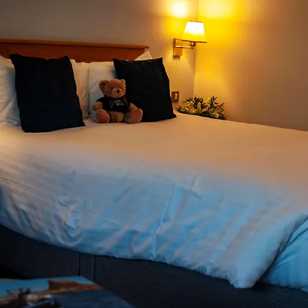Western Bentley Hotel, Leisure Club & Hotel Lincoln