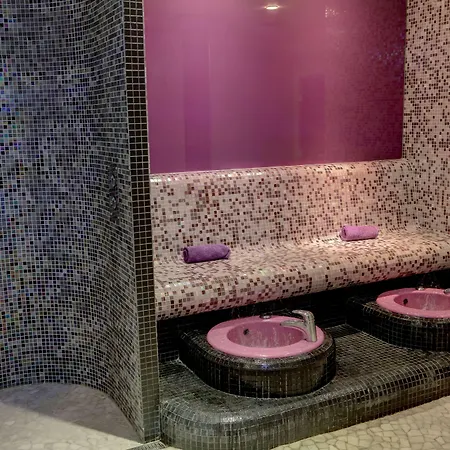 Western Bentley Hotel, Leisure Club & Hotel 4*
