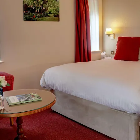 Western Bentley Hotel, Leisure Club & Hotel Lincoln