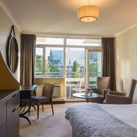 The 4* Lincoln
