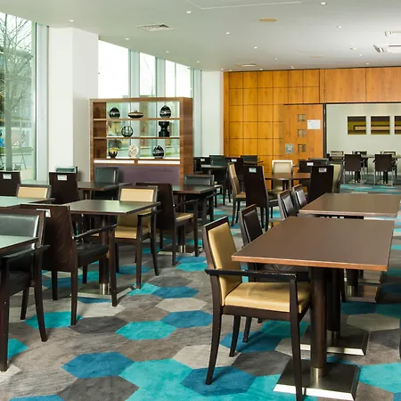 Express Centre By Ihg 3* Lincoln