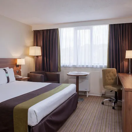 By Ihg 4* Lincoln