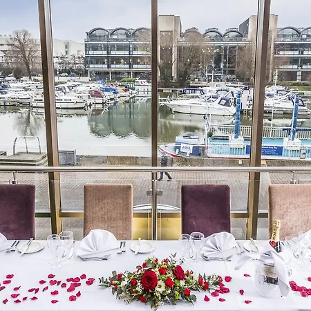 Hotel By Ihg 4*