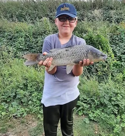 Family Fishing At Shortferry Lincolnshire 4g Free Swimming * Lincoln