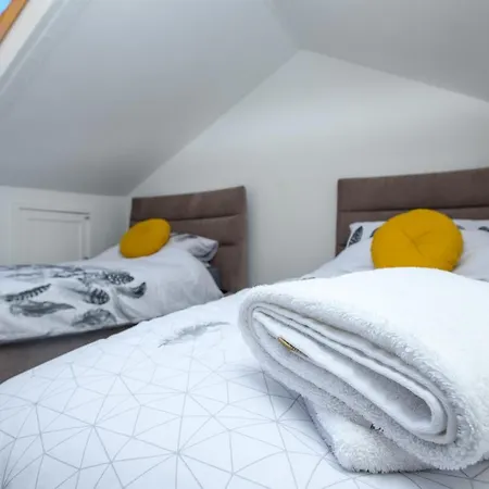 Pass The Keys Centrally Located I Pass The Keys Apartment Lincoln