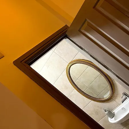 Top Floor * Lincoln