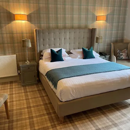 Hotel Hall 4*