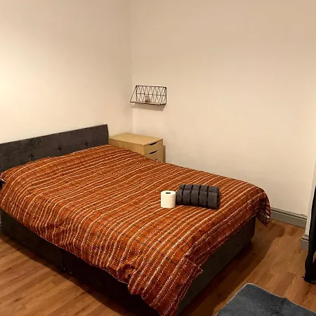 Top Floor Bed and breakfast