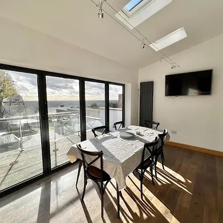 Stylish 3 Bed House With Castle Views Lincoln