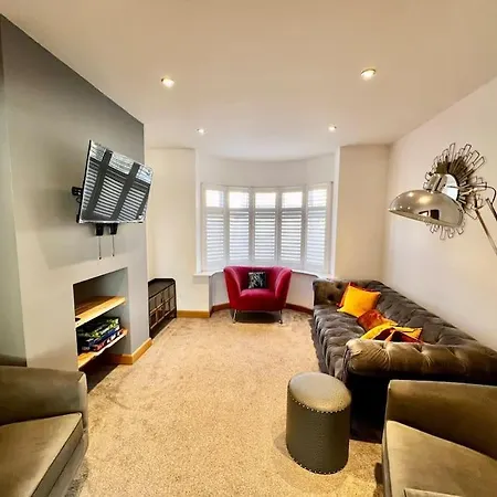 Stylish 3 Bed House With Castle Views Holiday home Lincoln