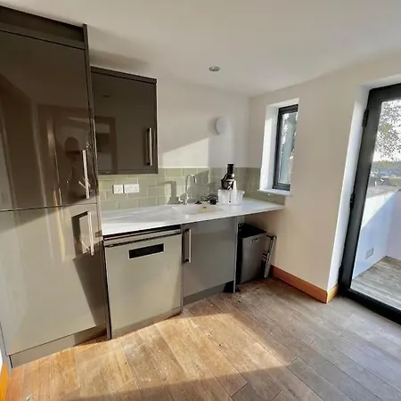 Holiday home Stylish 3 Bed House With Castle Views *