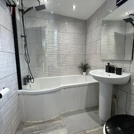 Area Entire Terrace House Lincoln