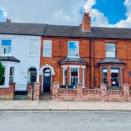 Holiday home Spacious Victorian Townhouse With Cathedral Views