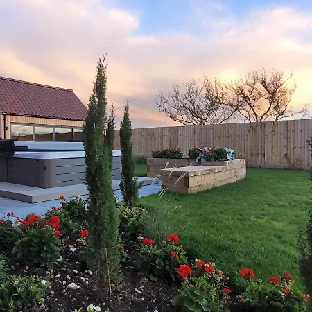 Chestnut House, Ashlin Farm Barns Holiday home Lincoln