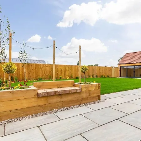 Holiday home The Elms, Ashlin Farm Barns Lincoln