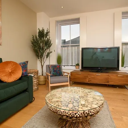 Pass The Keys Centrally Located Holiday home Lincoln