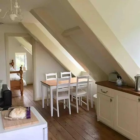Apartment Grove Farm Old Granary, 1st Floor Loft Apartment, Includes Continental Breakfast