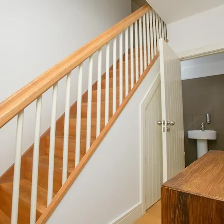 Holiday home Pass The Keys Centrally Located *