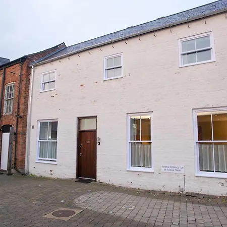 Pass The Keys Centrally Located Holiday home *