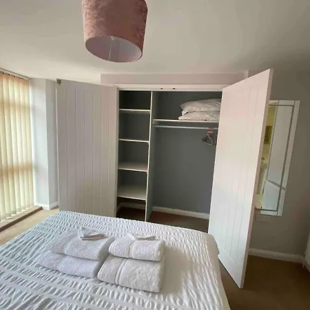 Apartment Cosy Homely Close To Centre