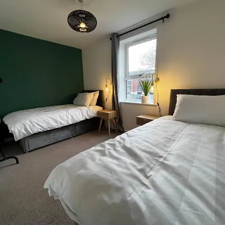 Beautiful 4-bed House In Lincoln- Close To Centre Holiday home Lincoln