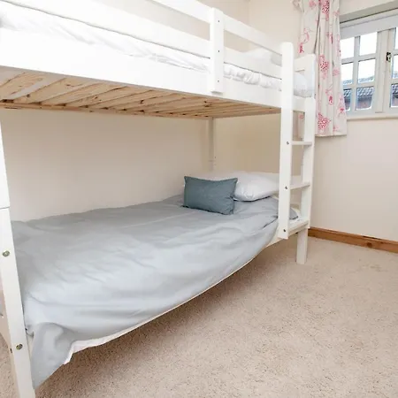 Pass The Keys Family In The Countryside Holiday home Lincoln