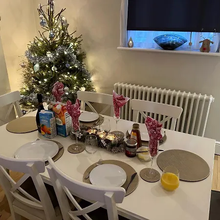 Holiday home Choristers Mews: Luxury A Stones Throw From The Cathedral! *