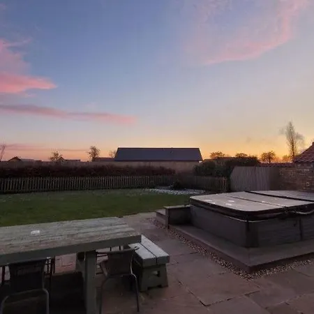 Wild Cherry Barn, Ashlin Farm Barns Lincoln