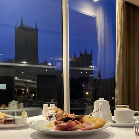The Hotel 4*