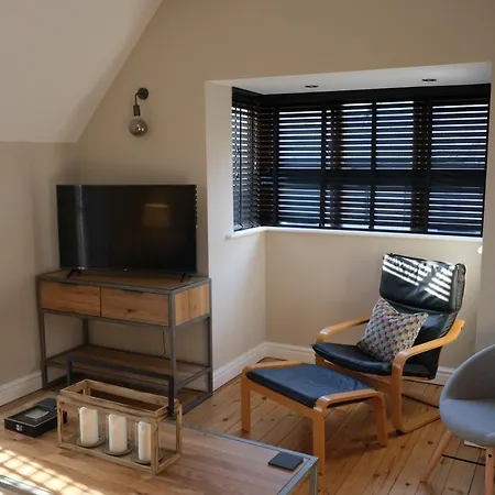 16 St Martins Near To Steep Hill * Lincoln