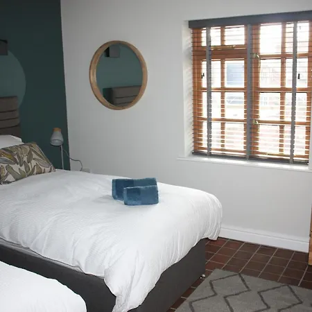 16 St Martins Near To Steep Hill * Lincoln