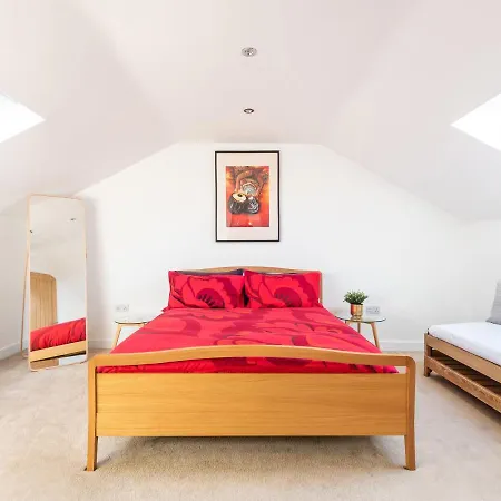 Hayloft * Lincoln
