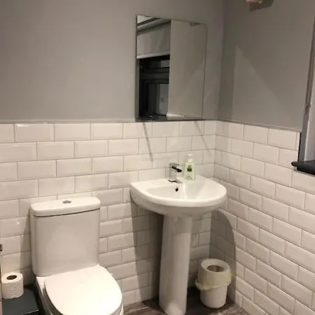 The Imp's Pad - Off Steep Hill - Private Parking Holiday home