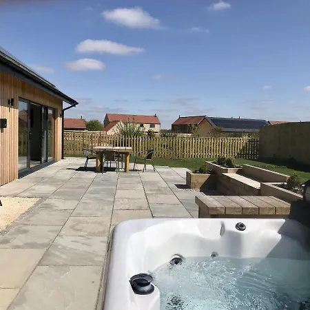 Dragonfly Cottage, Ashlin Farm Barns Lincoln