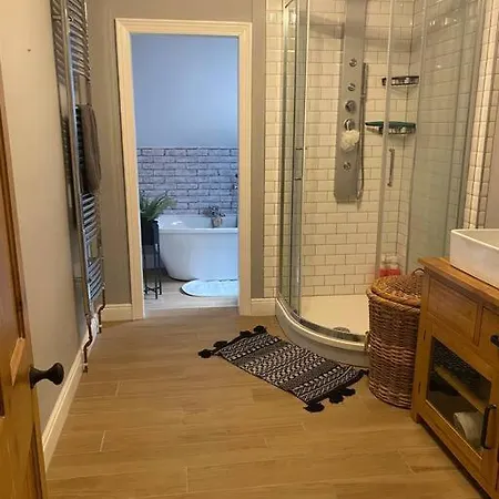 Homely 2-bed Terrace With Log Burner Apartment Lincoln