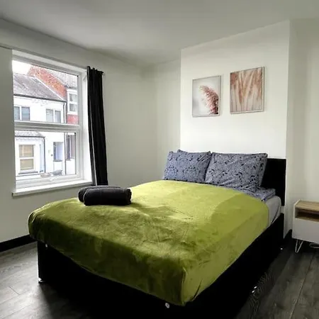 Holiday home Area Terraced House With Private Hot Tub
