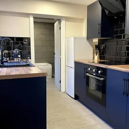 Area Terraced House With Private Hot Tub Holiday home Lincoln