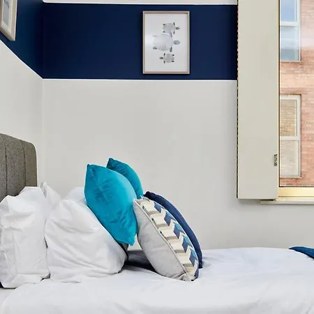 Apartment Swanky Centre *