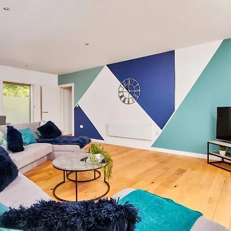 Apartment Swanky Centre *
