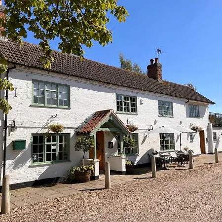The Man, Eco-friendly Cabin In The Lincolnshire Countryside With Heating And Hot Water * Lincoln