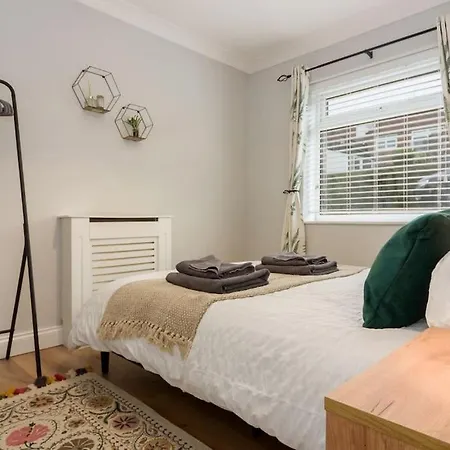 Elegant Three Bed * Lincoln