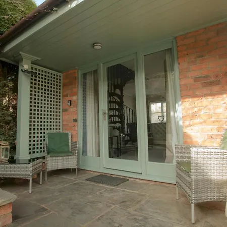Holiday home Pass The Keys Cosy Hideaway In The Countryside *