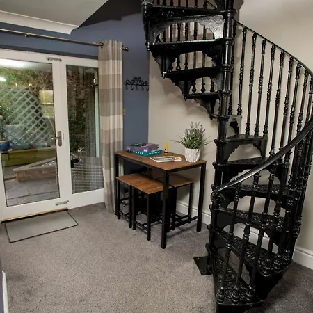 Pass The Keys Cosy Hideaway In The Countryside Lincoln