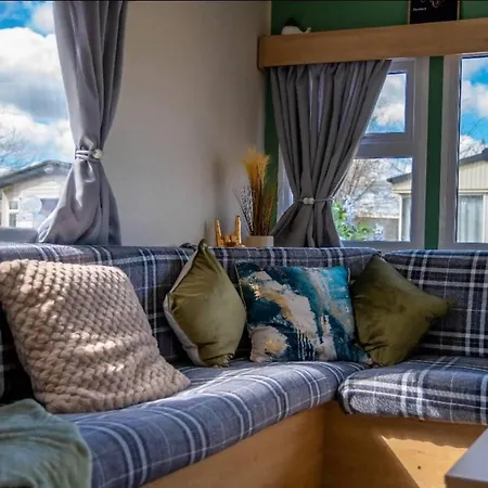 Holiday home Tattershall Lakes Private Hot Tub - Sleeps 6