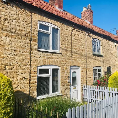 Holiday home Cosy Four Miles From Centre *