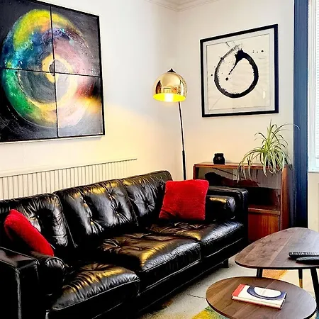 Apartment No.2 Boutique Art Townhouse  Lincoln