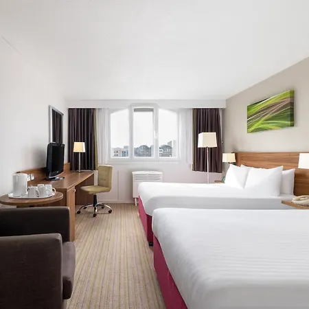 By Ihg Hotel 4*