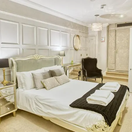 The Rest Hotel 4*