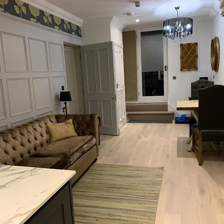 Hotel The Rest 4*