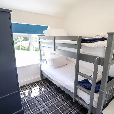 Holly Holiday home *